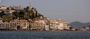 The waterfront at Poros is filled with small cafes & tavernas in which you can enjoy your evenings with new-found friends from your flotilla
