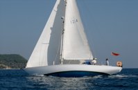 Yachts competing in the 2008 Round-the-Island race, going &lsquo;round the cans&rsquo;, Poros, Greece