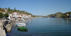 Enjoy beautiful & unspoilt anchorages as you explore the Greek islands on a flotilla holiday or bareboat yacht charter with Greek Sails